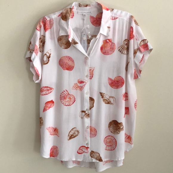 Jane and Delancey Tops - Jane & Delancey Women’s Seashell Print Button-Down Shirt Blouse Top